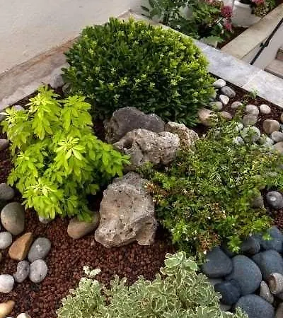3 بوسينز فندق 3*