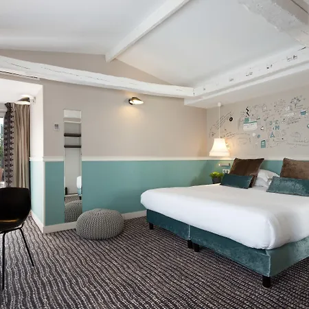 Hotel Des 3 Poussins