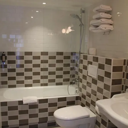 Des 3 Poussins 3* Paris