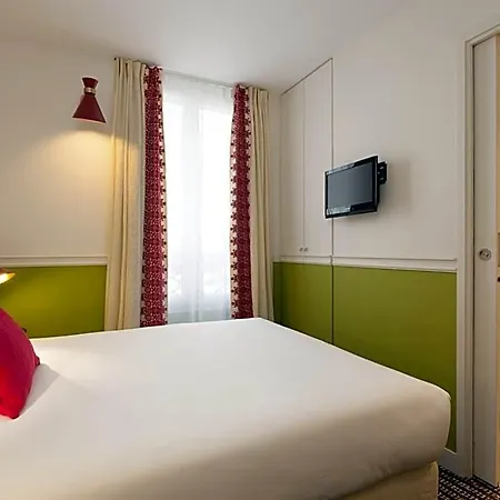 Otel Des 3 Poussins Paris