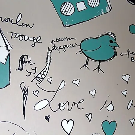 Des 3 Poussins Otel Paris