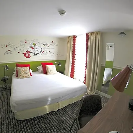 Des 3 Poussins 3* Paris