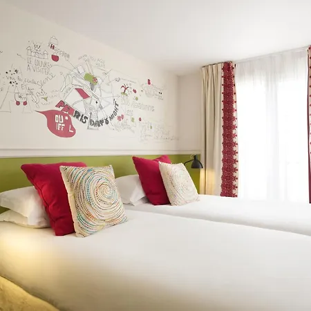 Hotell Des 3 Poussins Paris