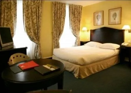 Des 3 Poussins Hotel