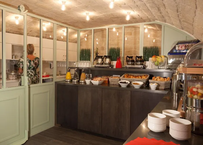 Hotell Des 3 Poussins