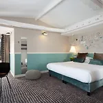 Hotel Des 3 Poussins