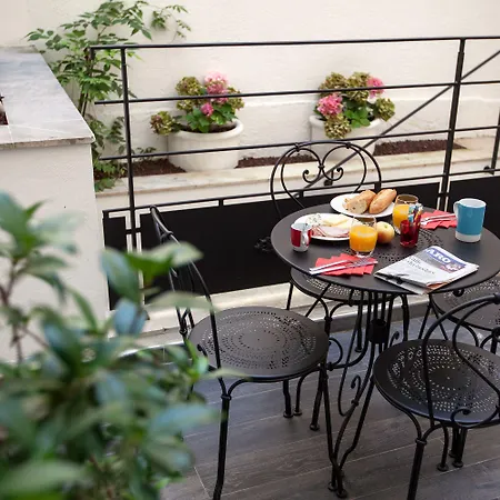 Des 3 Poussins 3* Paris